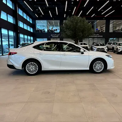 Toyota Camry XLE, миниатюра 4
