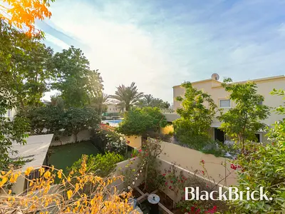 Reduced Price | Great Villa near Pool & Park