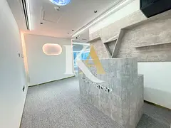 Unfurnished | 3 Parking | Bright Office