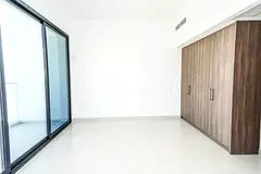 LARGE LAYOUT | UNFURNISHED | VACANT NOW