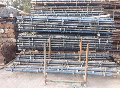 Used Scaffolding Steel cuplock system, plywood white wood.
