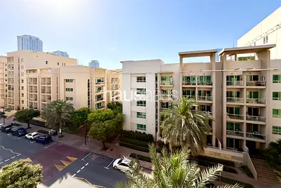 Vacant | High Floor | Spacious | Bright Apartment