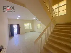 Villa for annual rent in Ajman, Al Muwaihat, consisting of five master bedrooms, at a bargain price.