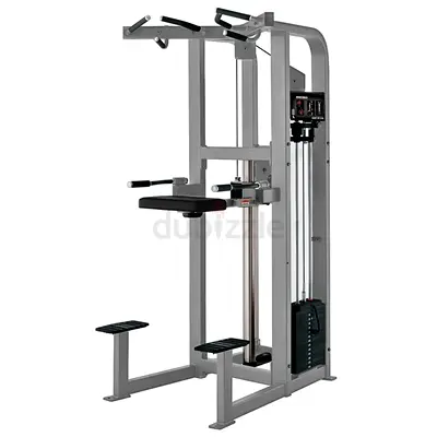 جهاز المساعدة (Assisted Chin/Dip) من Hammer Strength - قطعة واحدة بفوائد لا تحصى!