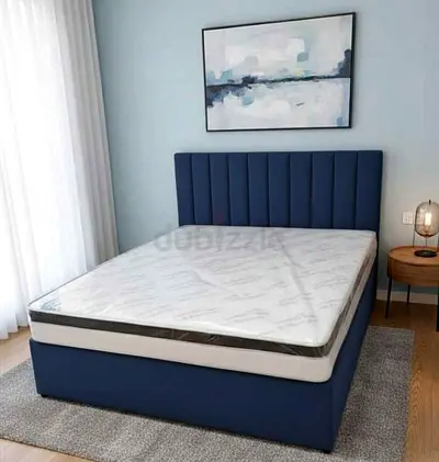 Selling brand new Queen size bed nd medical mattress good quality Queen bed