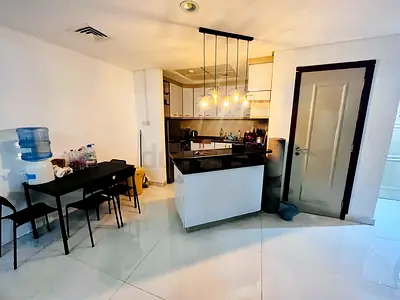 Premium Ladies Bedspace Discovery Gardens