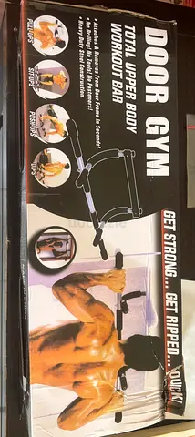 Door Gym Total Upper Body Doorway Pull-Up Bar