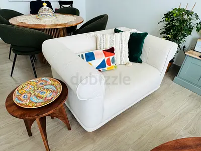 Cream Sofa – Excellent Condition – Urgent Sale