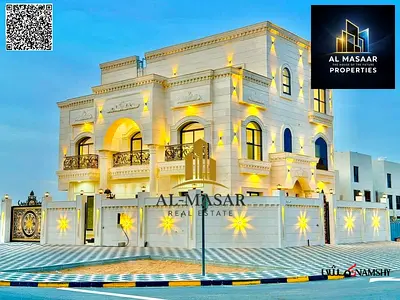 Classic corner villa on the main street, two floors and a roof, large area, central air conditioning, freehold ownership for all nationalities.