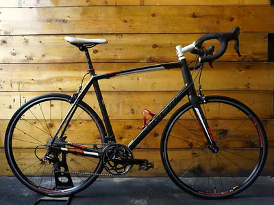 Trek Madone 2.3 Road Bike