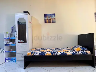 Exicutive ladies bed space in al qusais 2 Damascus streeet