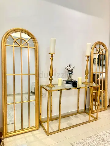 Elegant Gold Console Table with Mirrors