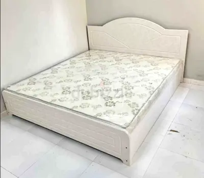 Brand New Comfortable luxury king size 200*180cm Size Bed with Mattress