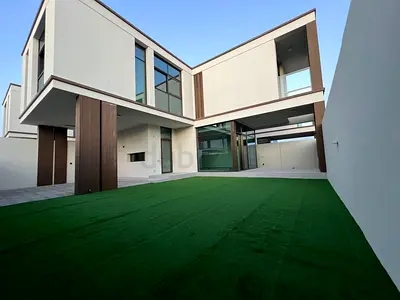 3 bedroom townhouse- square type.  Landscaped. DIRECT FROM OWNER