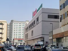 1100 SQRFT OFFICE AVAILABLE FOR RENT C/AC KING FAISAL STREET ON MAIN ROAD NEXT TO NESTO BEHIND SUZUK