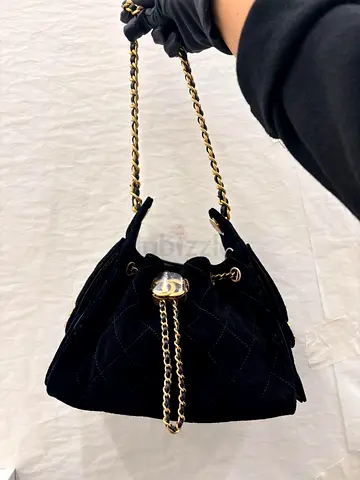 Chanel 25 mini black suede leather limited seasonal edition. Receipt from Dubai Mall