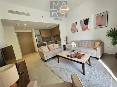 🏡 شقة مفروشة بالكامل بغرفة نوم واحدة وشرفة واسعة للإيجار