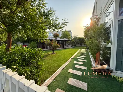 6 BED + MAID | UPGRADED | POOL VIEW | HUGE GARDEN