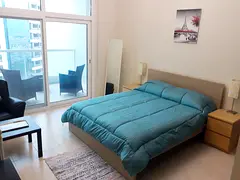 ⭐LADIES ONLY⭐ Quality Room / Private bath / Balcony