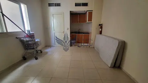 Cozy Studio Available Now with central ac for rent