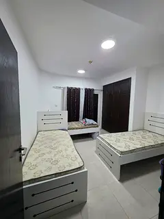 Professional Executive Bedspace Available – Suitable for Males, Females, or Couples 0526756163