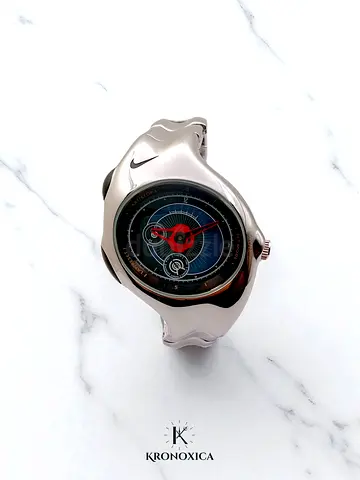 Nike Triax Armored 2.0 (Glossy Laser Beam Dial)