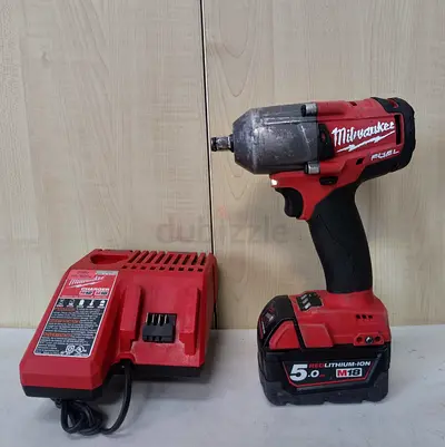 MILWAUKEE IMPACT WRENCH 18V B.L(MID)