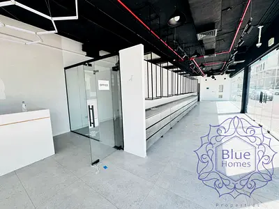 Asking price 300k | FITTED SHOP | PRIME LOCATION