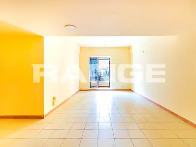 Bright | WellMaintained | Closed Kitchen