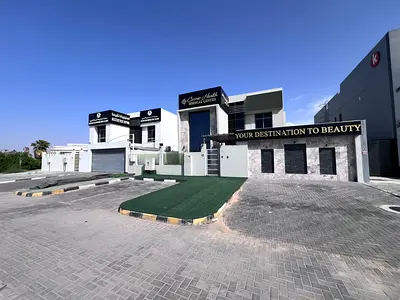 فيلا تجارية للإيجار في الجرف 2 – موقع ممتاز 🏢  💥 فرصة مثالية لأي نشاط تجاري! 💥