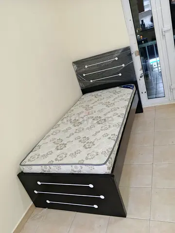 Single Bed with Mattress