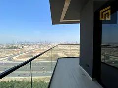 BIG LAYOUT/ MARINA VIEW / VACANT / UNFURNISHED