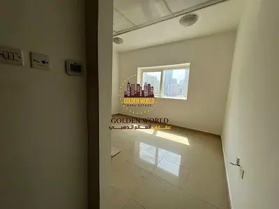 استديو في التعاون الشارقة، حمام، بناء نظيف، موقع مميز قريب من الخدمات، وصول سهل لدبي، 26,000 سنوياً، تقسيط عبر تابي وتمارا.