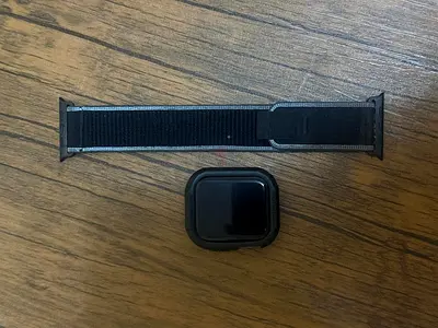 Apple Watch Series 4 with original strap