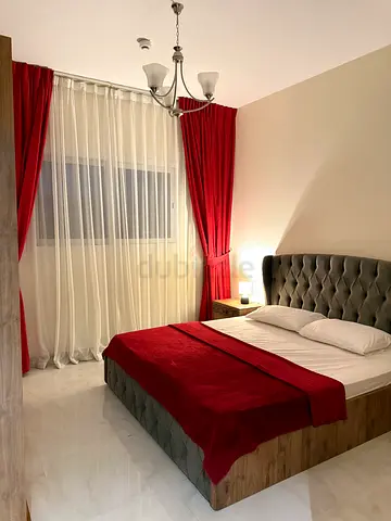 Couple Room for Rent