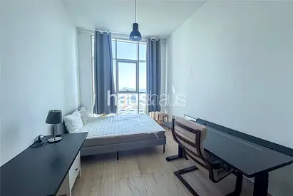 Fully Furnished l Modern l Vacant