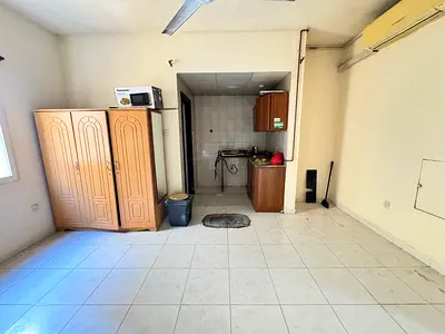Very Spacious Studio with Close Kitchen Available for Family || Opposite Family Park