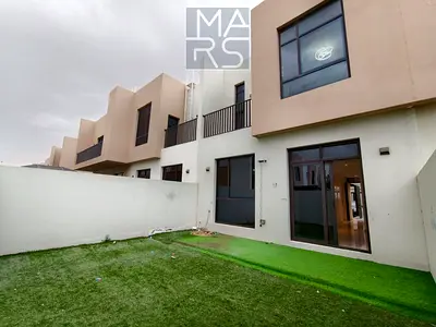 2BHK-BIGGER LAYOUT-BIGGER GARDEN-NEAR TO PARKS