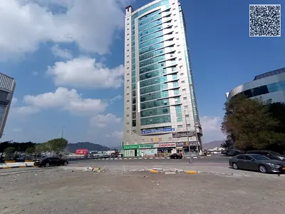 فرصة سكن مميزة غرفة وصالة مع تكييف ومطبخ بخزائن حائط وجيم مجاني