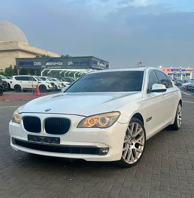 BMW 750Li 2011 - GCC Specs - Pristine Condition