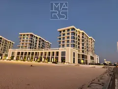 Spacious Studio Design | Brand-New | Balcony