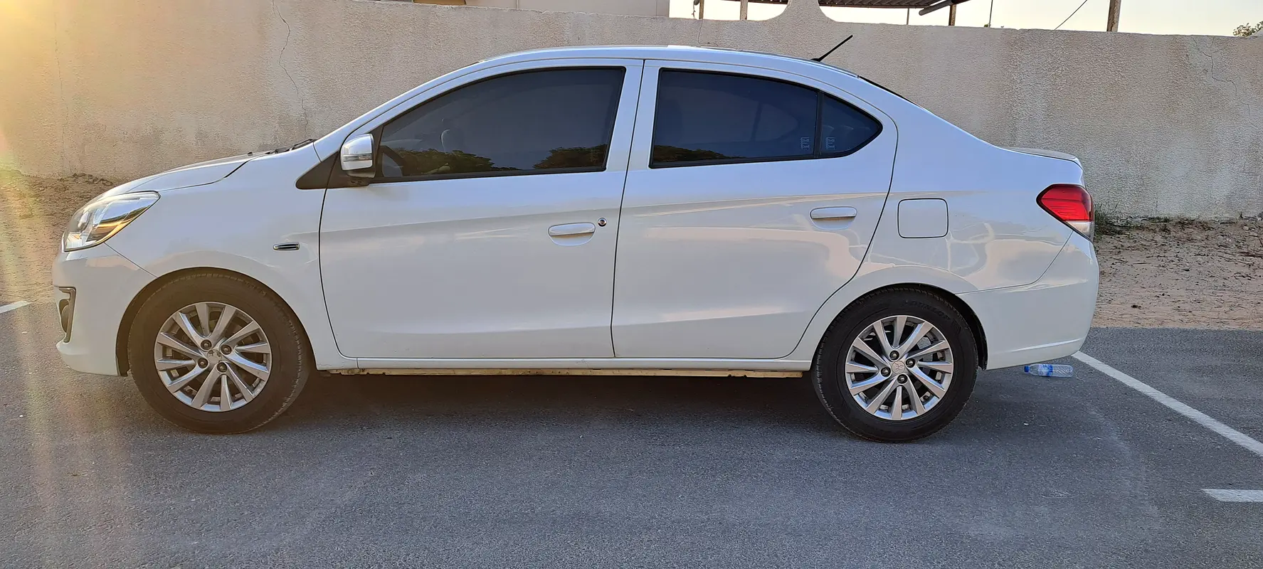 Mitsubishi Attrage 2019 — photo 1 of 8