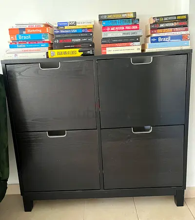 Shoe cabinet in perfect conditions