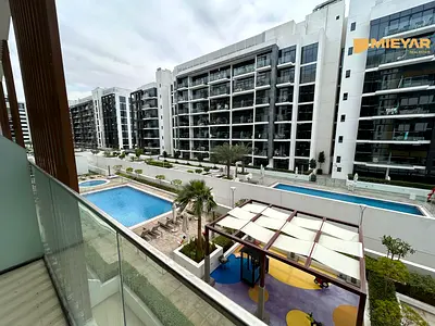 جاهزة للإنتقال | غرفة نوم واحدة جديدة | مفروشة بالكامل ومصممة | موقع متميز في ميدان