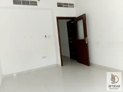 Big Size 2bhk With Separate Hall Balcony Free Parking near To al Khan Beach In Just 40k
