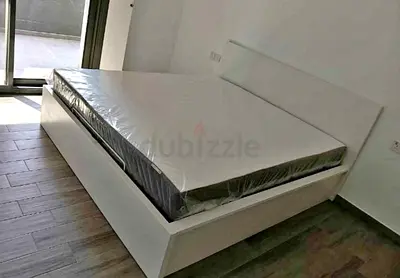 IKEA Malam Ottoman king size size 180×200cm bed with inside full storage and IKEA mattress is availa