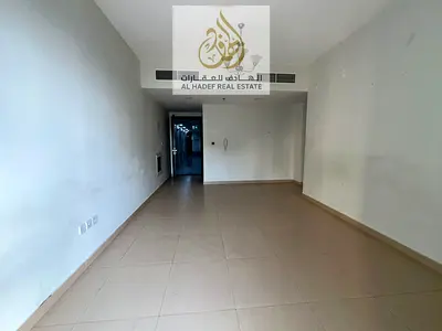 Panoramic views || Second occupant || Built-in wardrobes || Parking || Close to Dubai entrance