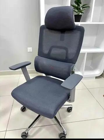 Adjustable stylish comfortable office chairs available