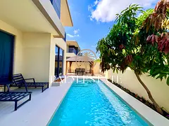 Tasteful Upgrades | Private Pool | Single Row
