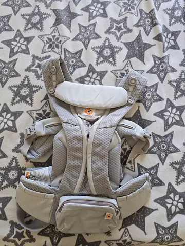 Baby Carrier in Excellent Condition